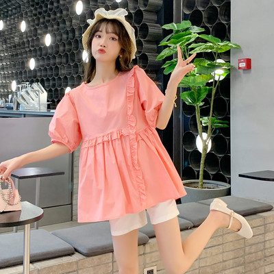 Разкроена блуза с къдри за бременни