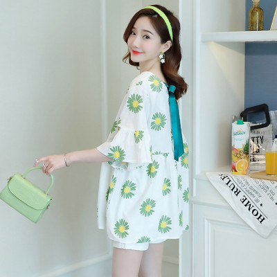 Moteriška gėlių rašto tunika nėščioms moterims