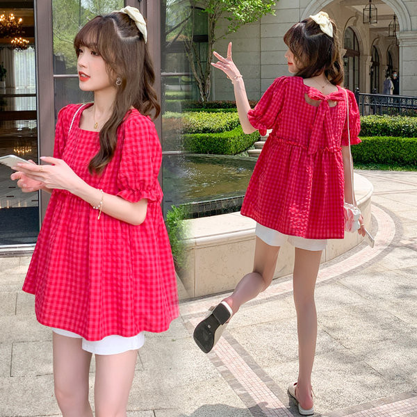 Карирана разкроена блуза за бременни