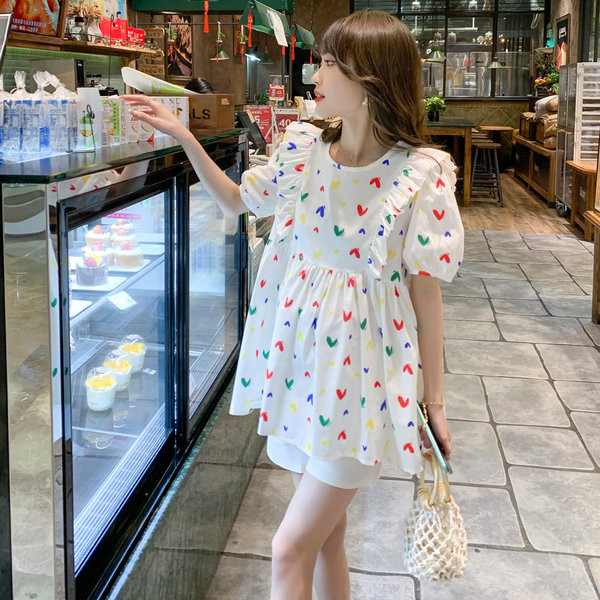 Нов модел дамска разкроена блуза на сърца