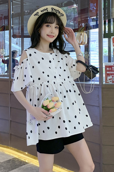 Дамска блуза с голи рамене и къдри 