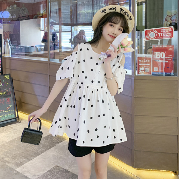 Дамска блуза с голи рамене и къдри 