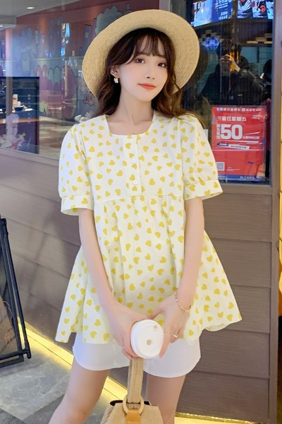 Лятна свободна блуза с къс ръкав и апликация за бременни