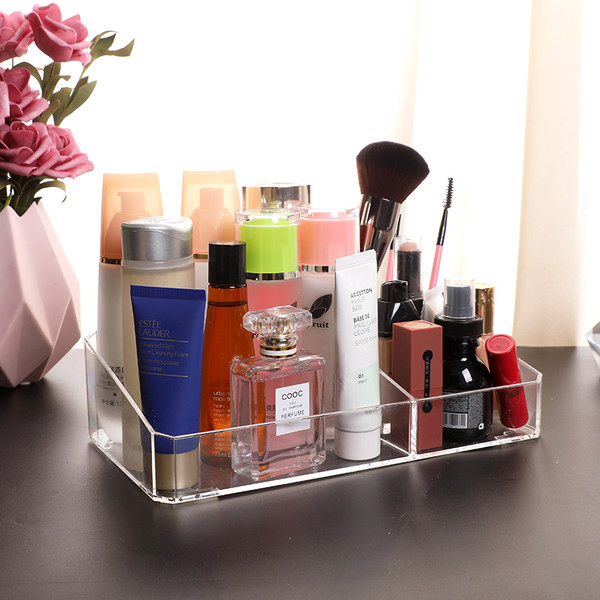 Органайзер за гримове