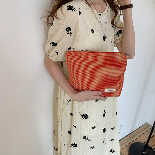 Дамски несесер за гримове