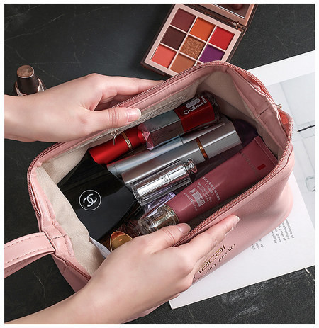 Несесер с дръжка -подходящ за козметични принадлежности