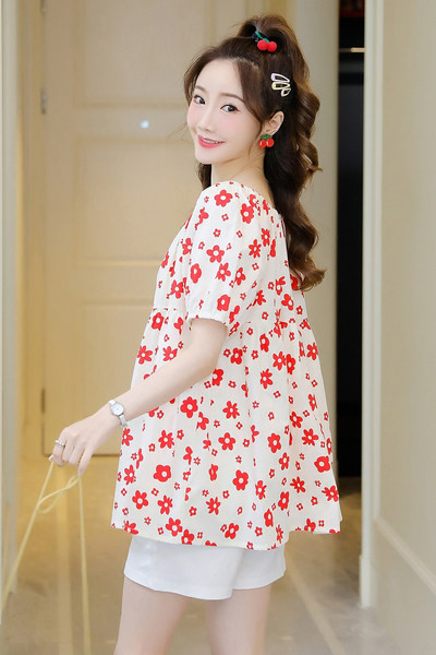 Дамска разкроена блуза с флорален десен за бременни