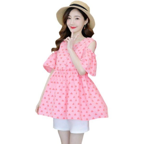 Широк модел блуза с къс ръкав за бременни и изрязани части