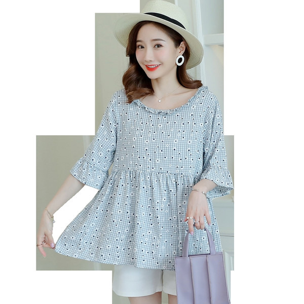 Лятна блуза с 3/4 ръкав за бременни и флорални мотиви