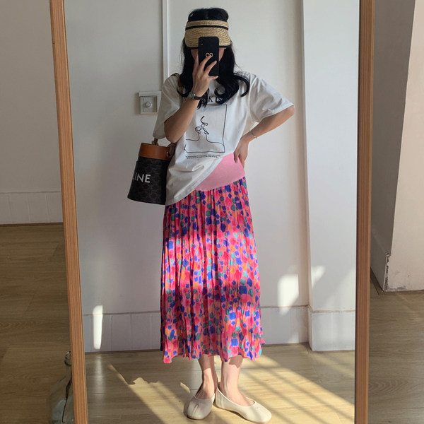 Дълга плисирана пола с флорален десен за бременни