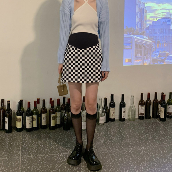 Къса карирана пола за бременни