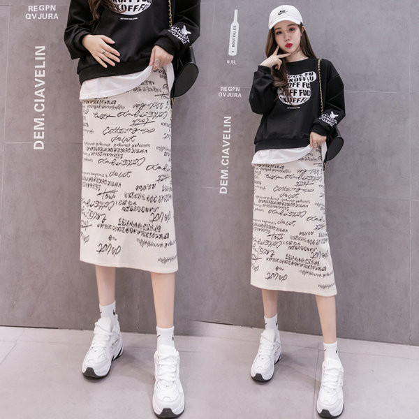 Ежедневна дамска пола с надпис 