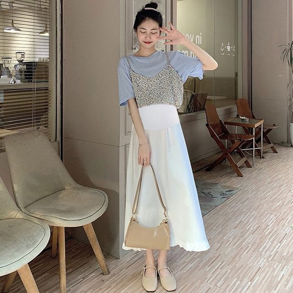 Разкроена дамска пола в бял цвят