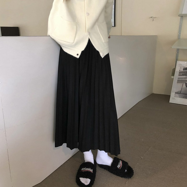 Плисирана пола за бременни