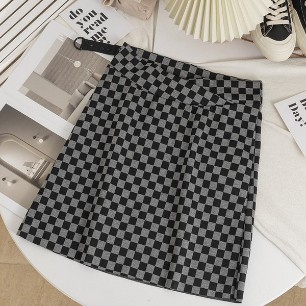 Лятна карирана пола за бременни