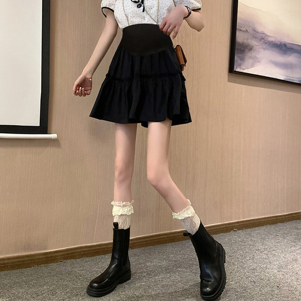 Къса разкроена пола с къдри за бременни