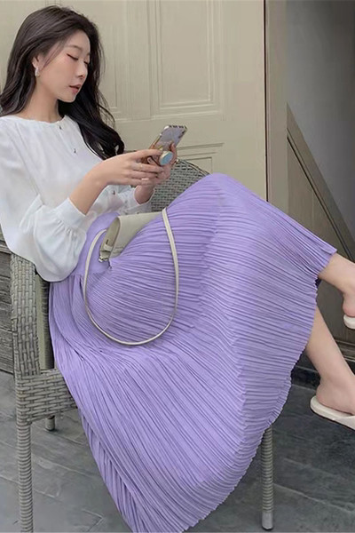 Jednobojna ljetna trudnička suknja s visokim strukom