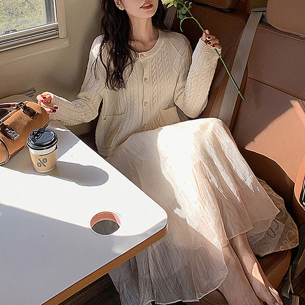 Izrezana trudnička suknja visokog struka