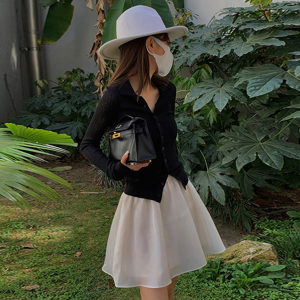 Къса разкроена пола с лъскав ефект за бременни