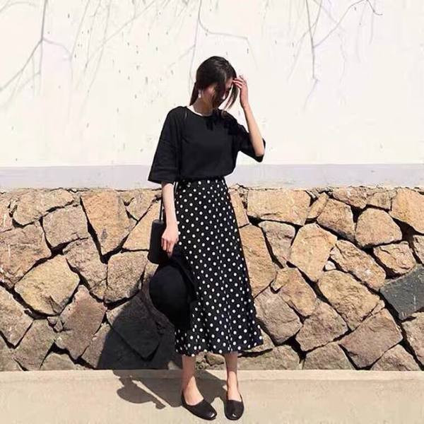 Moderna ženska suknja na točkice - za trudnice
