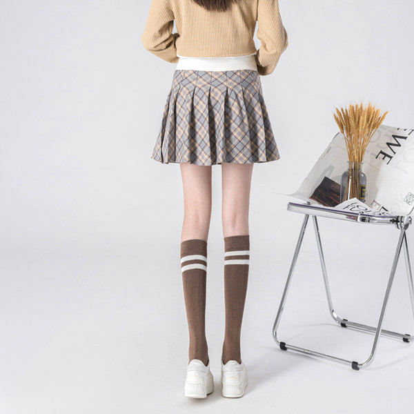 Карирана къса пола с широк ластик на талията за бременни