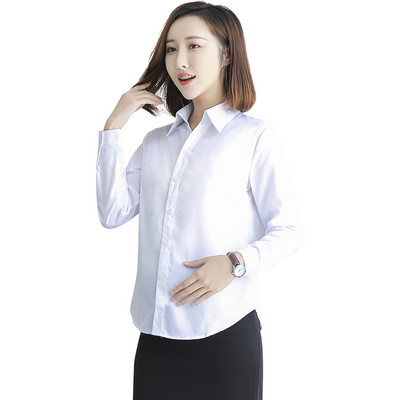 Γυναικείο πουκάμισο εγκυμοσύνης σε κλασικό σχέδιο - κοντό ή μακρυμάνικο