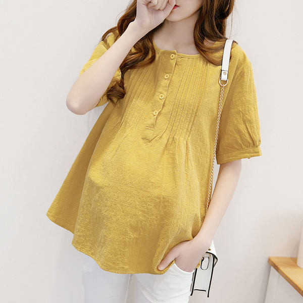 Лятна широка риза за бременни с овално деколте и копчета 