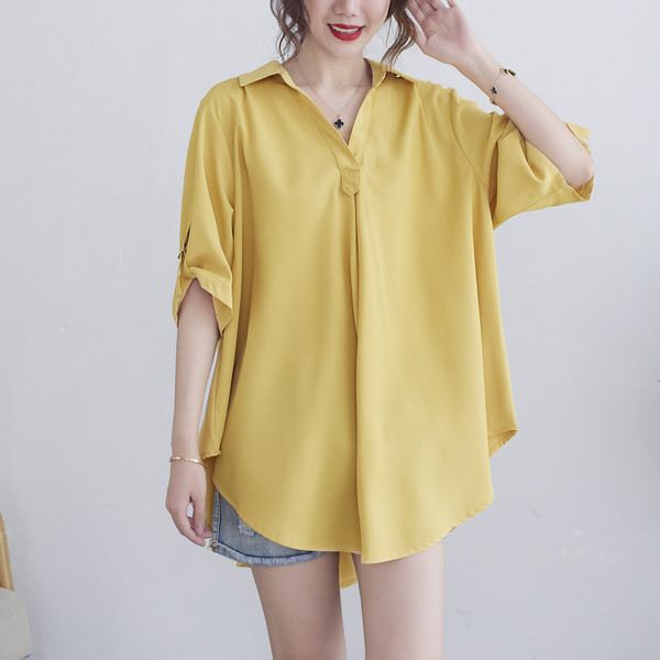 Широк модел риза от шифон с шпиц деколте за бременни