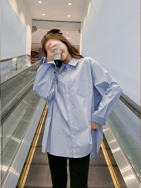 Широка дамска риза с класическа яка за бременни