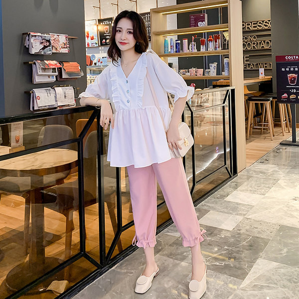 Модерна дамска риза с шпиц деколте и 3/4  ръкави