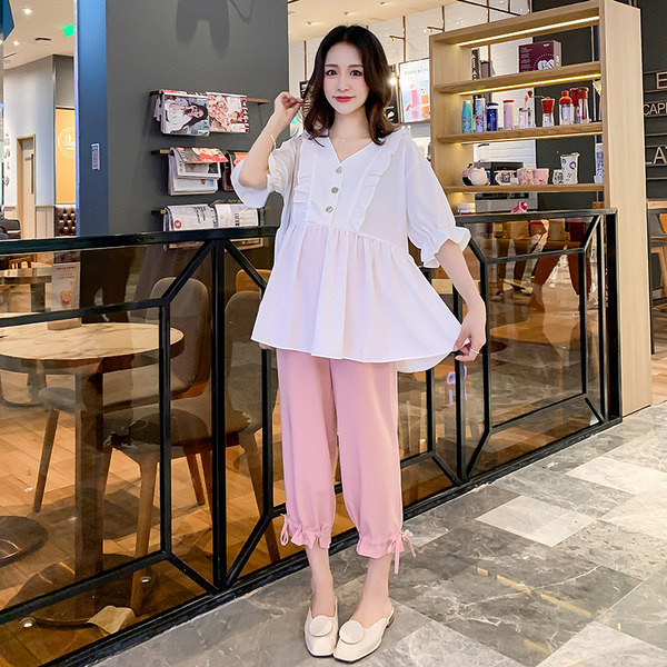 Модерна дамска риза с шпиц деколте и 3/4  ръкави