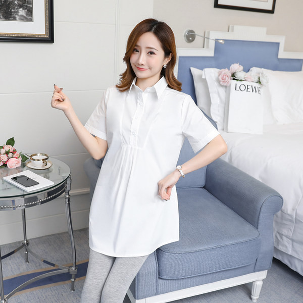 Καλοκαιρινό πουκάμισο εγκυμοσύνης με κοντό μανίκι και κλασικό γιακά