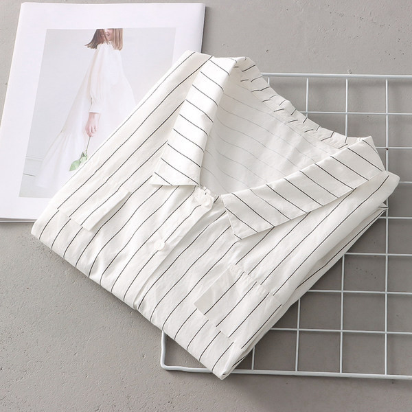 Prugasta trudnička košulja s 3/4 rukavima i V-izrezom