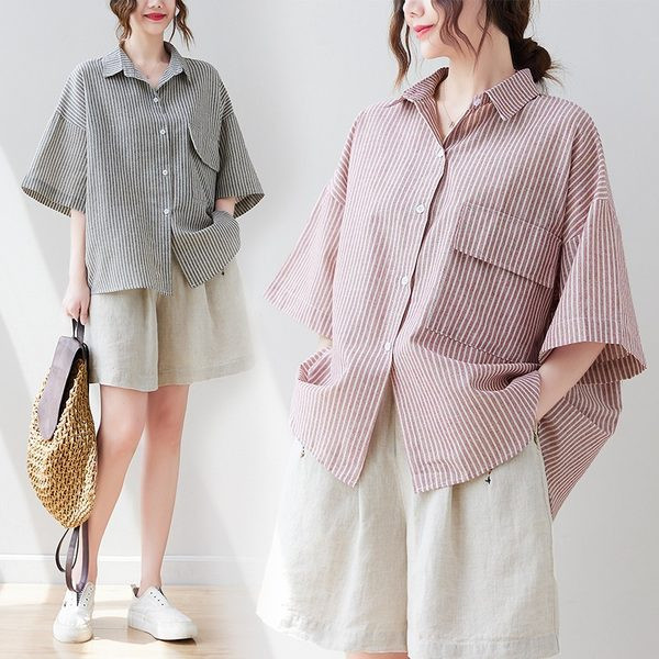 Široka košulja na pruge pogodna za trudnice