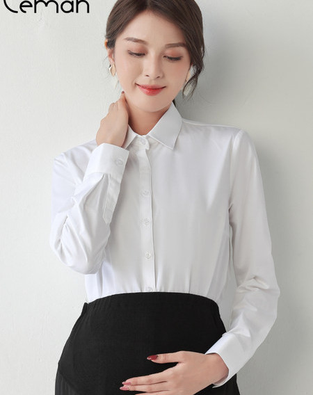 Švaraus rašto moteriški marškinėliai nėščiosioms