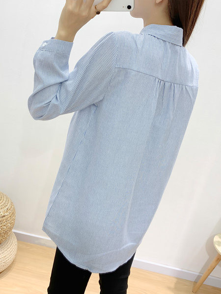 Ležerna košulja dugih rukava s izvezenim leptirima za trudnice