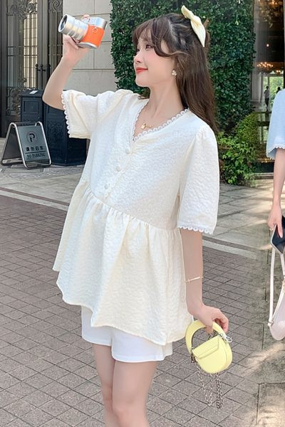 Ljetna čipkasta majica za trudnice