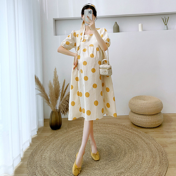 Ženska haljina s četvrtastim izrezom za trudnice