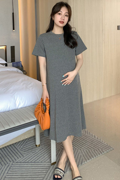 Jednobojna ženska haljina s ovalnim izrezom za trudnice