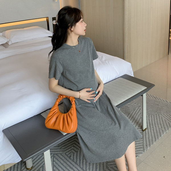 Jednobojna ženska haljina s ovalnim izrezom za trudnice