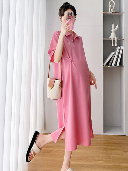 Ühevärviline naiste lühikeste varrukatega raseduskleit