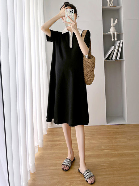 Ležerna široka haljina s klasičnim ovratnikom i gumbima