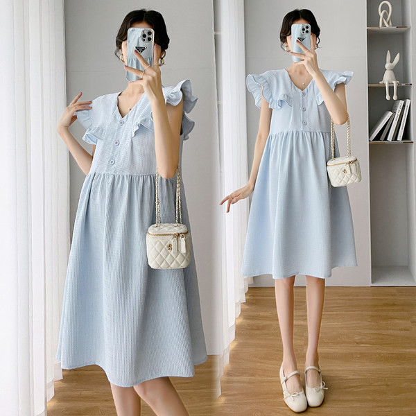 Κομψό φόρεμα με μυτερή λαιμόκοψη και κουμπιά, κατάλληλο για εγκύους