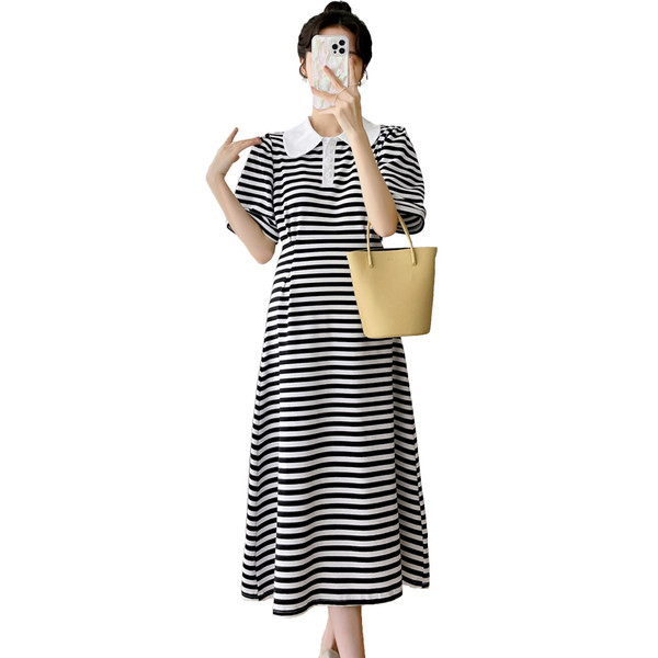 Ženska haljina s prugastim ovratnikom za trudnice