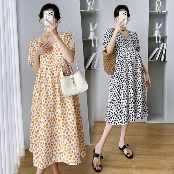 Naujo modelio moteriška kirpimo suknelė su gėlių raštu nėščiosioms