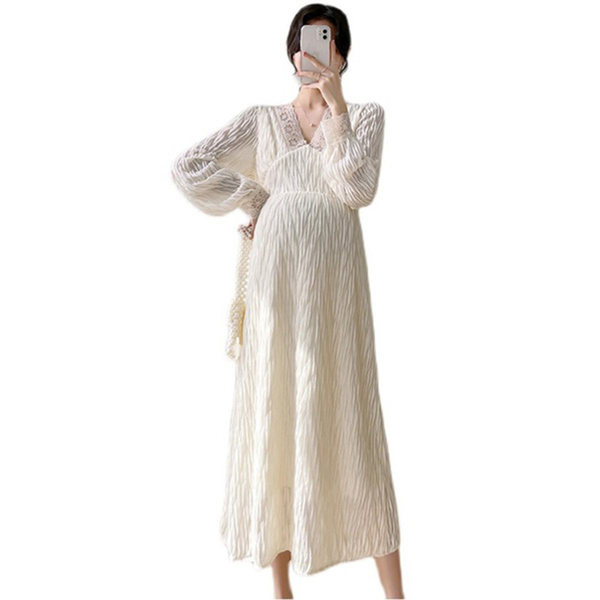 Čipkana trudnička haljina s V-izrezom i dugim rukavima