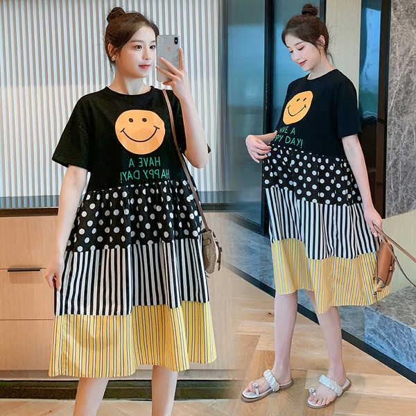 Ležerna trudnička haljina s printom i aplikacijom