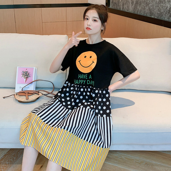 Ležerna trudnička haljina s printom i aplikacijom