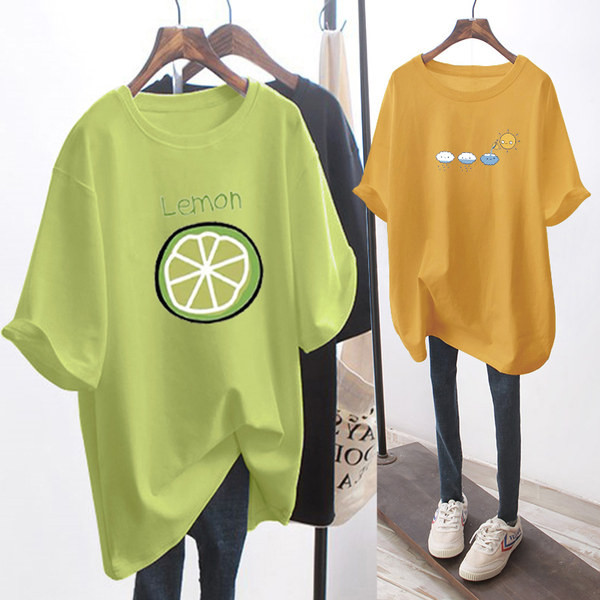 Φαρδύ βαμβακερό μπλουζάκι εγκυμοσύνης με πολύχρωμη στάμπα