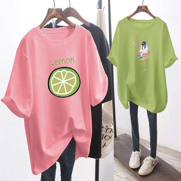 Φαρδύ βαμβακερό μπλουζάκι εγκυμοσύνης με πολύχρωμη στάμπα